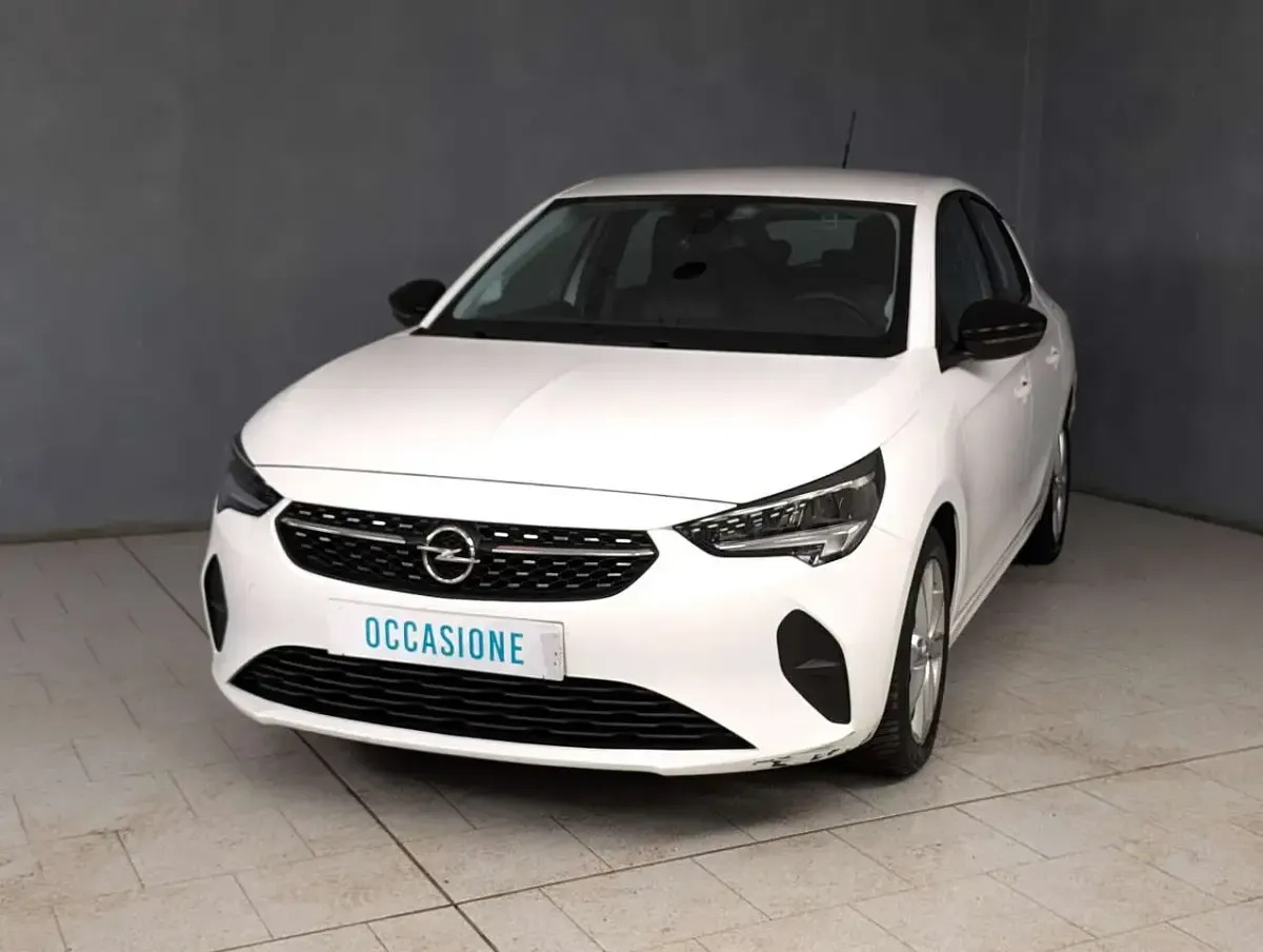 Usata Opel Corsa Elegance 101 CV (74 kW) 2023 Berlina