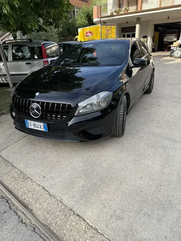 Usata Mercedes A200 Edition 136 CV (100 kW) 2015 Utilitaria