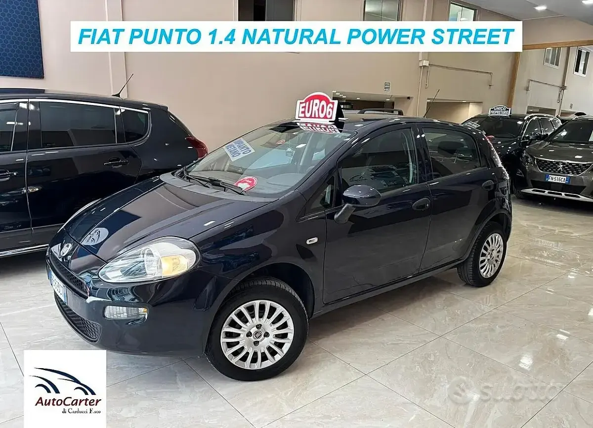 Usata Fiat Punto 70 CV (51 kW) 2015 Utilitaria