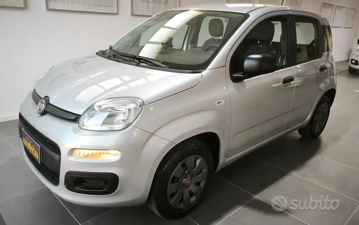 Usata Fiat Panda 69 CV (50 kW) 2020 Grigio Utilitaria