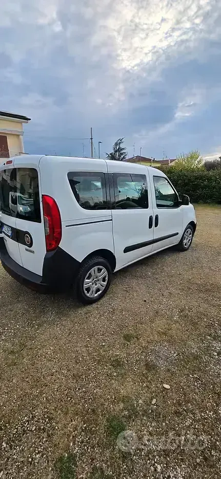 Usata Fiat Doblò 95 CV (69 kW) 2018 Bianco Monovolume