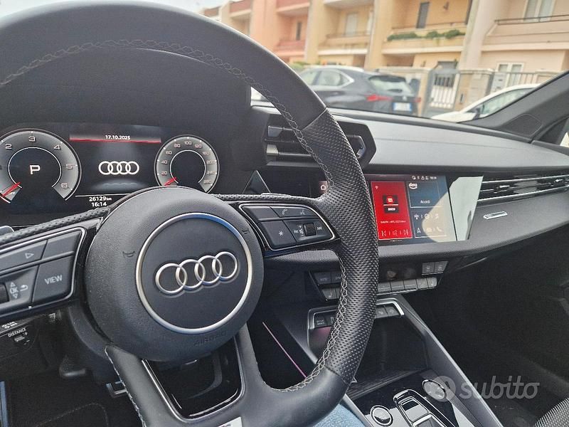 Usata Audi A3 S-Line 150 CV (110 kW) 2024 Grigio Berlina
