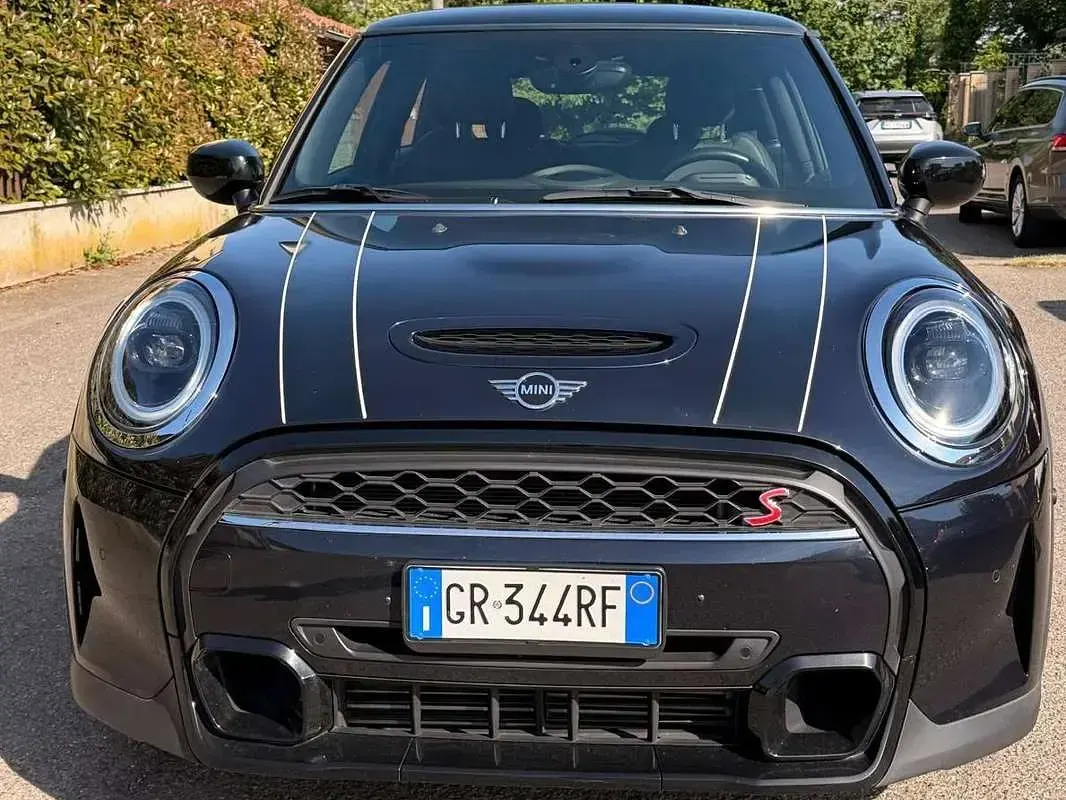 Usata Mini Cooper S Resolute Edition 178 CV (130 kW) 2022 Nero Utilitaria