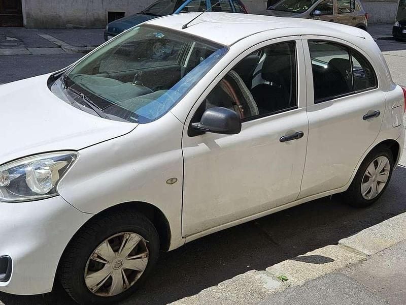 Usata Nissan Micra 79 CV (58 kW) 2013 Bianco Utilitaria