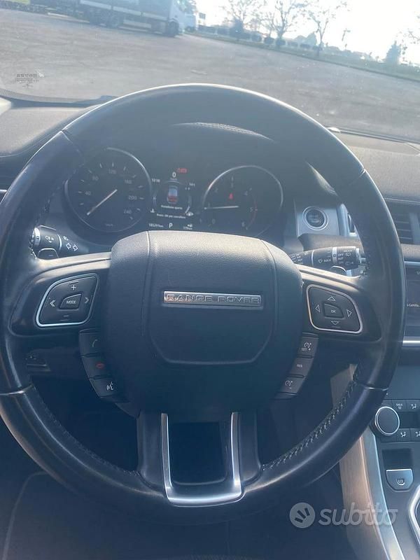 Usata Land Rover Range Rover evoque HSE 150 CV (110 kW) 2017 Bianco SUV