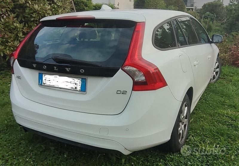 Usata Volvo V60 2014 Bianco Station wagon