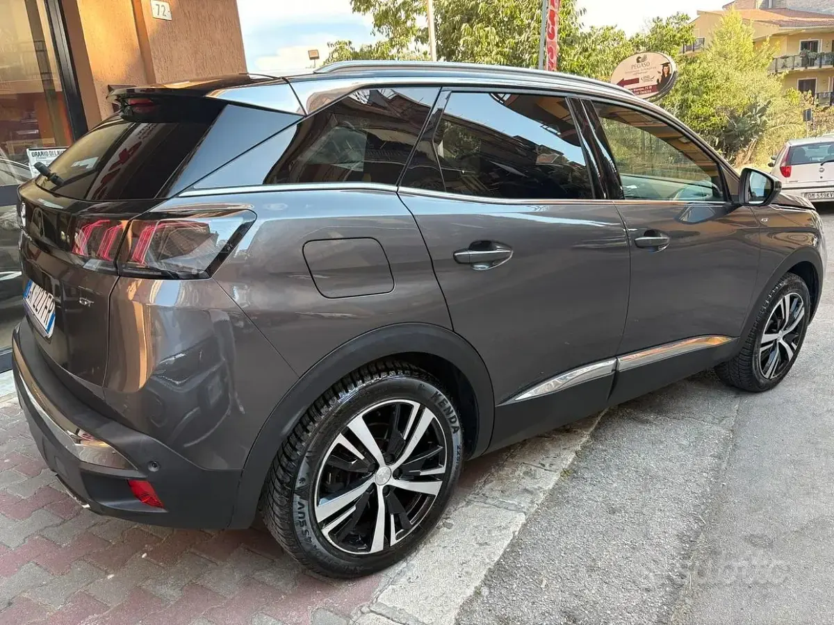 Usata Peugeot 3008 GT 131 CV (96 kW) 2022 Grigio SUV