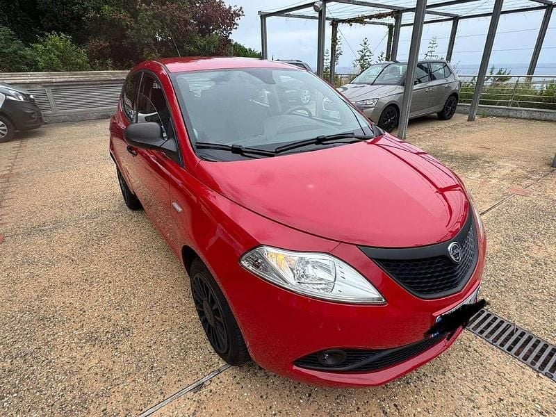 Rosso Usata 2019 Lancia Ypsilon Due volumi | 8800 € (Ottimo prezzo) - Immagine 1/4