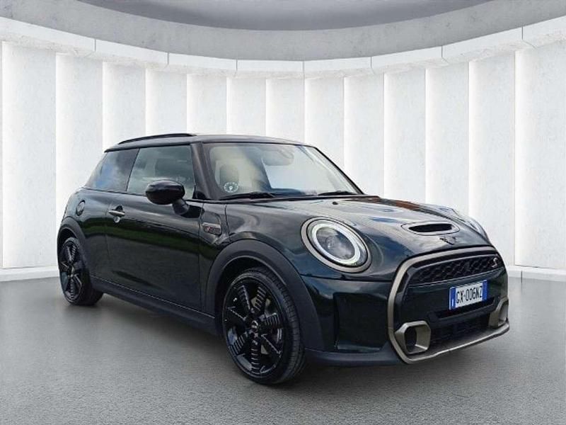 Usata Mini Cooper S Resolute Edition 178 CV (130 kW) 2023 Verde Utilitaria