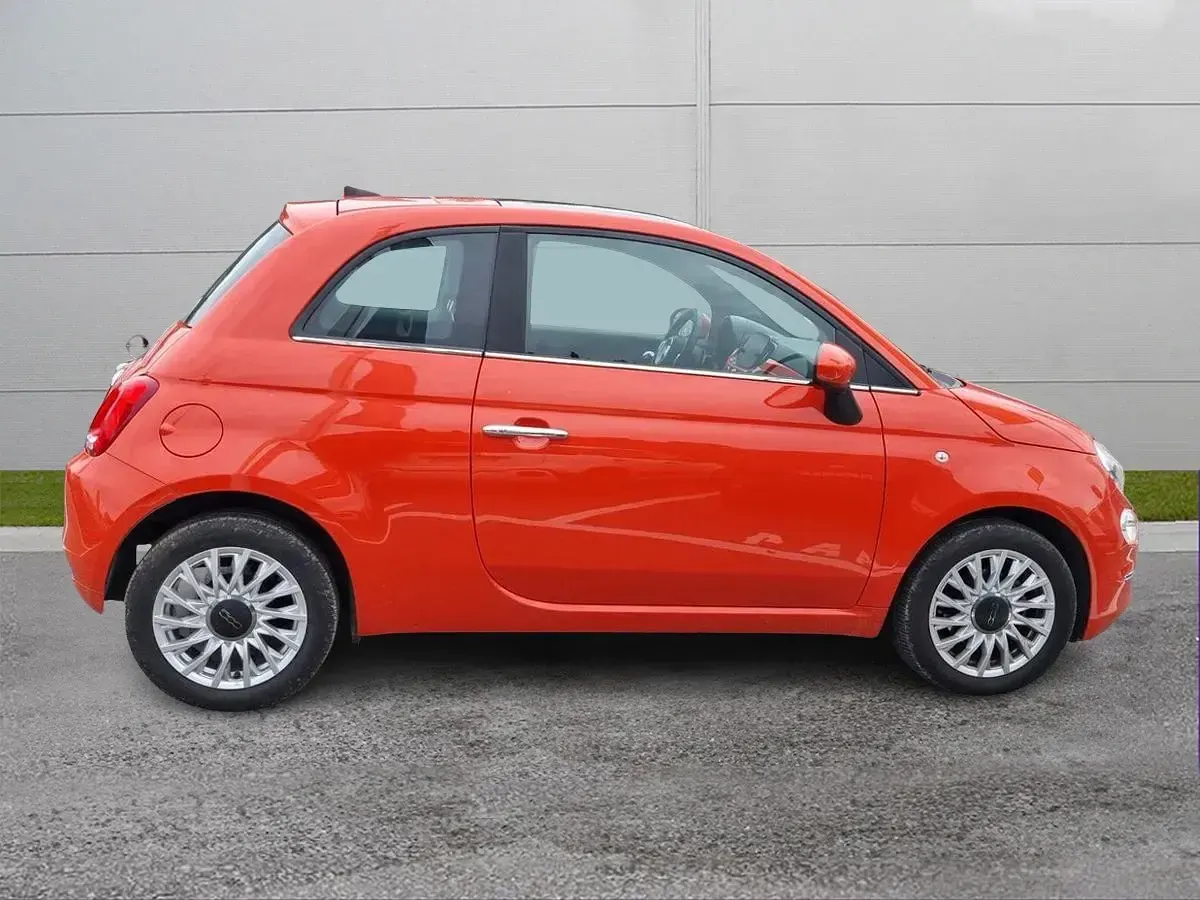 Usado Fiat 500 Dolcevita 70 CV (51 kW) 2024 Naranja Berlina