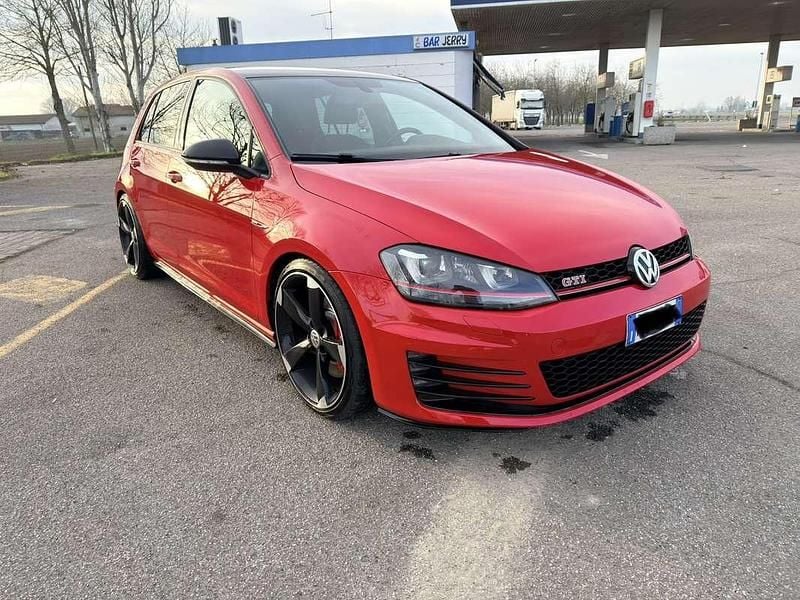 Usata VW Golf VII GTI 230 CV (169 kW) 2016 Berlina