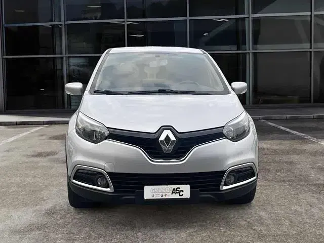 Usata Renault Captur 90 CV (66 kW) 2013 Argento(met.) SUV