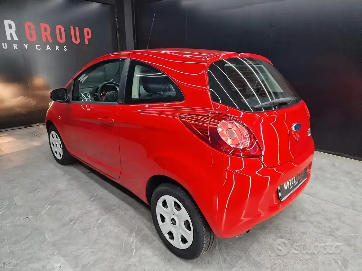 Usata Ford Ka 69 CV (50 kW) 2014 Rosso Berlina