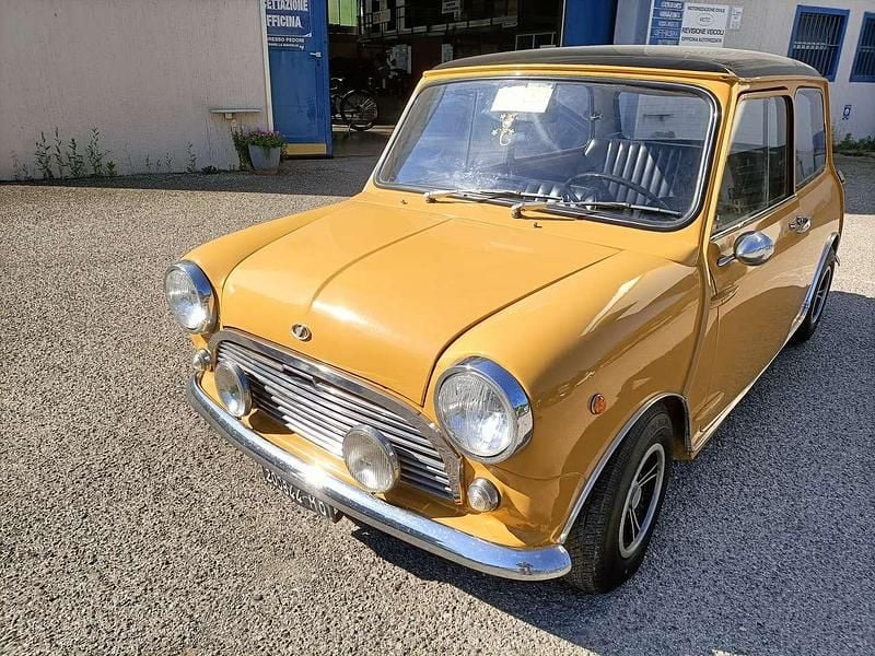 Usata Innocenti Mini 42 CV (30 kW) 1969 Giallo Utilitaria