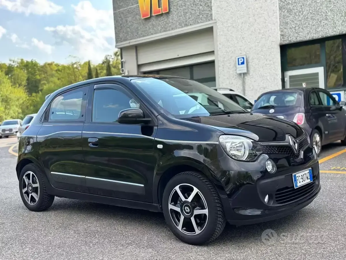 Usata Renault Twingo Intens 69 CV (50 kW) 2016 Nero Utilitaria