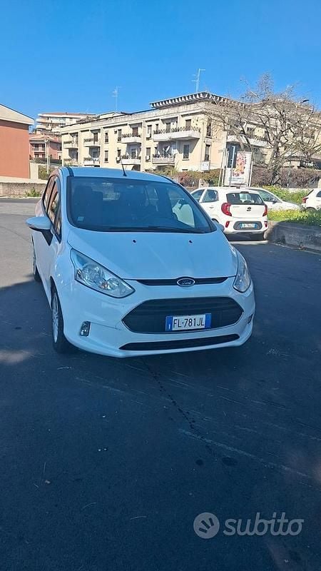 Usata Ford B-MAX 95 CV (69 kW) 2018 Bianco Monovolume
