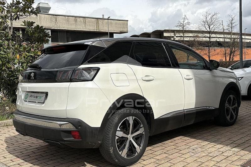 Usata Peugeot 3008 Allure 131 CV (96 kW) 2022 Bianco SUV
