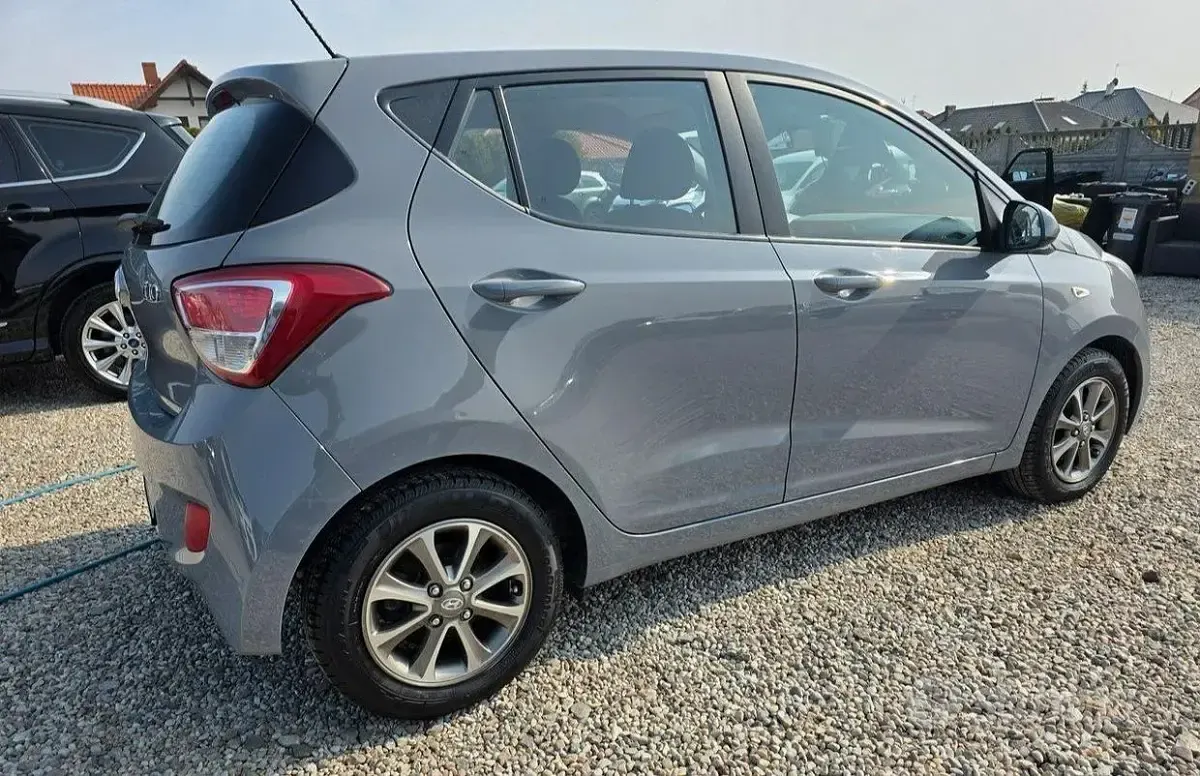 Usata Hyundai i10 Style 63 CV (46 kW) 2015 Utilitaria