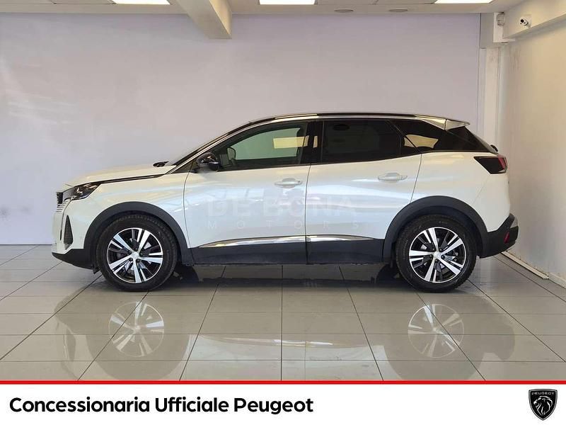 Usata Peugeot 3008 Allure 131 CV (96 kW) 2023 Bianco SUV