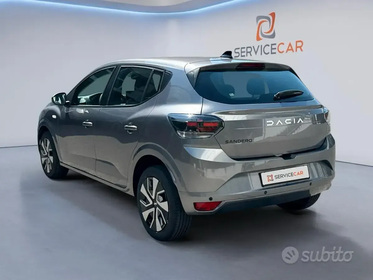 Nuova Dacia Sandero 91 CV (66 kW) 2026 Grigio Berlina
