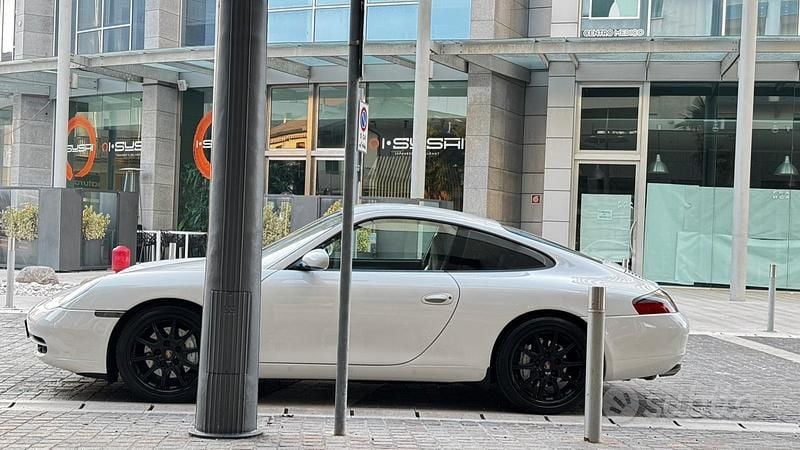 Usata Porsche 996 300 CV (220 kW) 1999 Bianco Coupé