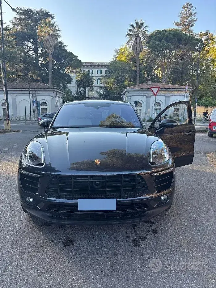 Usata Porsche Macan 245 CV (180 kW) 2018 Grigio SUV
