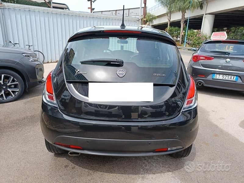 Usata Lancia Ypsilon S 95 CV (69 kW) 2022 Nero Utilitaria