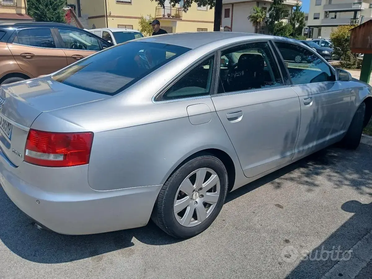Usata Audi A6 140 CV (102 kW) 2005 Grigio Berlina