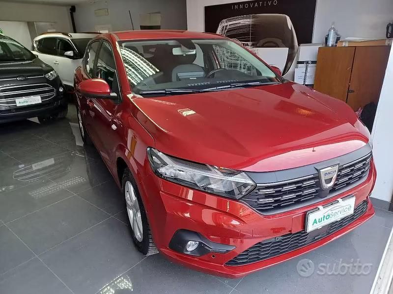 Usata Dacia Sandero 101 CV (74 kW) 2022 Bordeaux Berlina