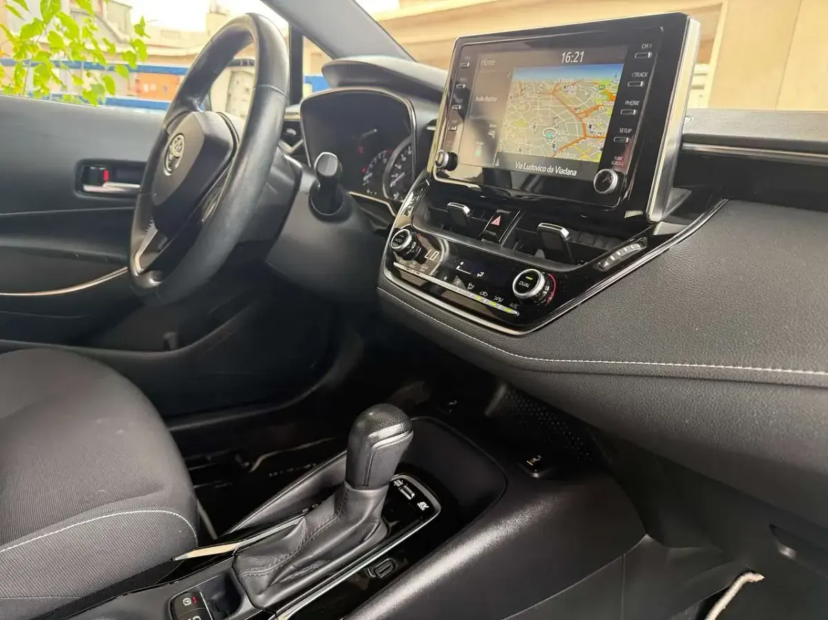 Usata Toyota Corolla Business Edition 98 CV (72 kW) 2022 Grigio Station wagon