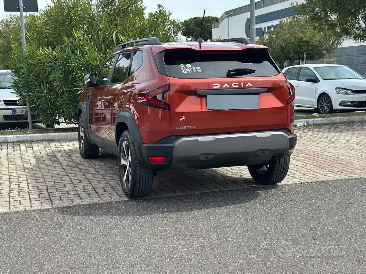 Usata Dacia Duster 101 CV (74 kW) 2025 Marrone Berlina