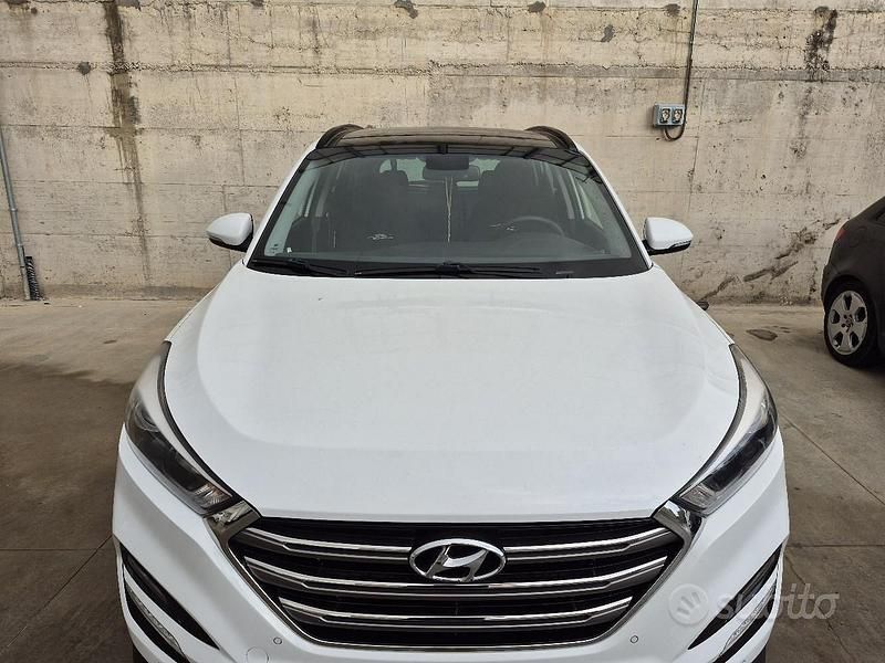 Usata Hyundai Tucson 116 CV (85 kW) 2016 Bianco SUV