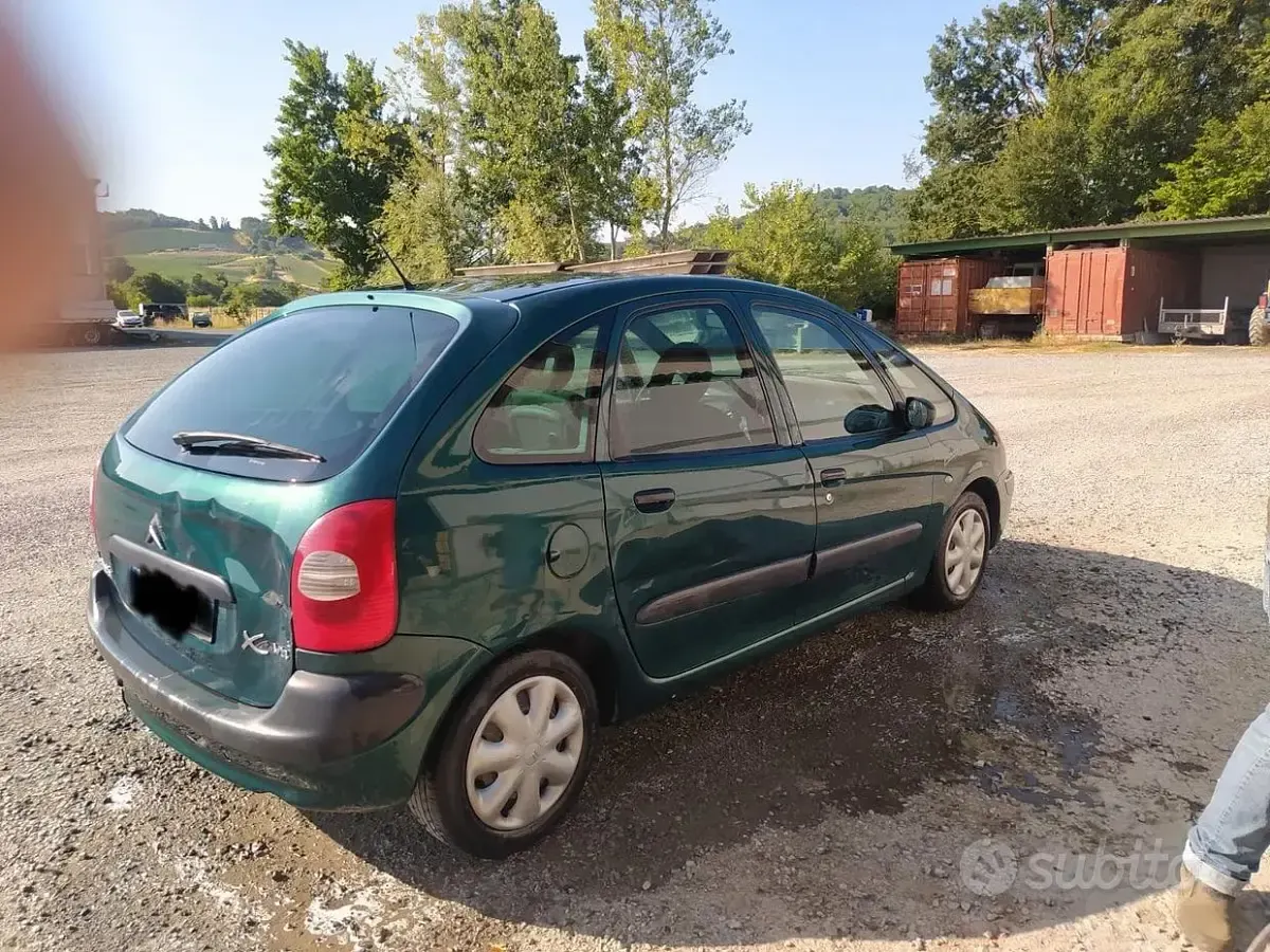 Usata Citroën Xsara 2001 Verde Monovolume