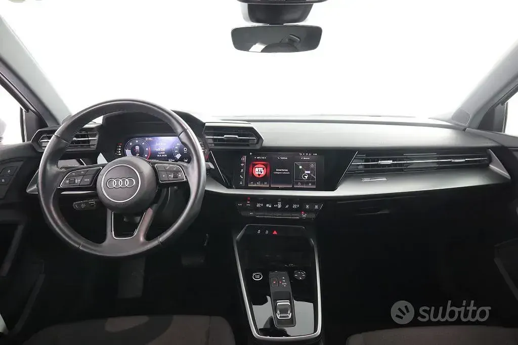 Usata Audi A3 Business 150 CV (110 kW) 2022 Bianco Berlina