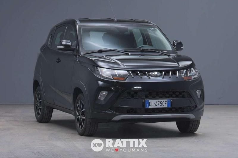 Nero perla Usata 2022 Mahindra KUV100 SUV | 10.384 € (Buon prezzo) - Immagine 1/4