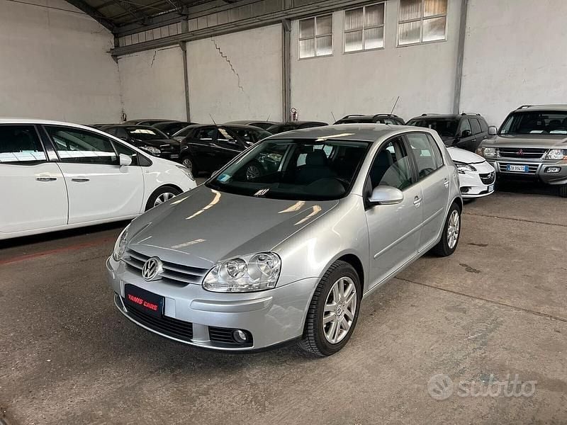 Grigio Usata 2007 VW Golf V Comfortline Tre volumi | 3200 € (Ottimo prezzo) - Immagine 1/4