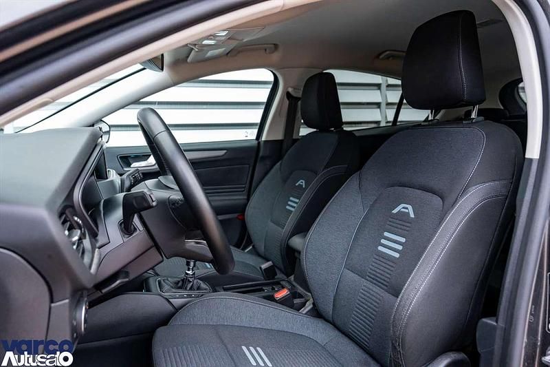 Usata Ford Focus Active 125 CV (91 kW) 2022 Grigio magnetic Monovolume