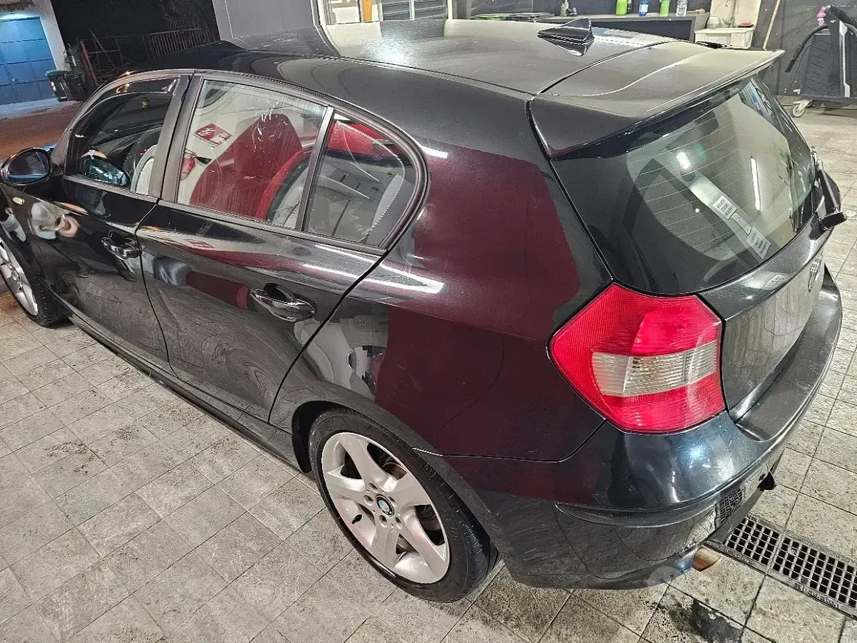 Usata BMW 120 177 CV (130 kW) 2007 Nero Utilitaria