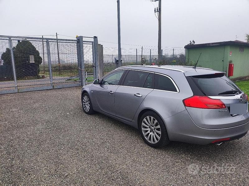 Usata Opel Insignia 2010 Grigio Station wagon