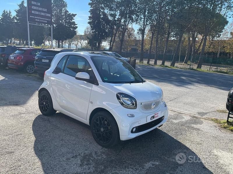 Usata Smart ForTwo Coupé 90 CV (66 kW) 2018 Bianco Coupé