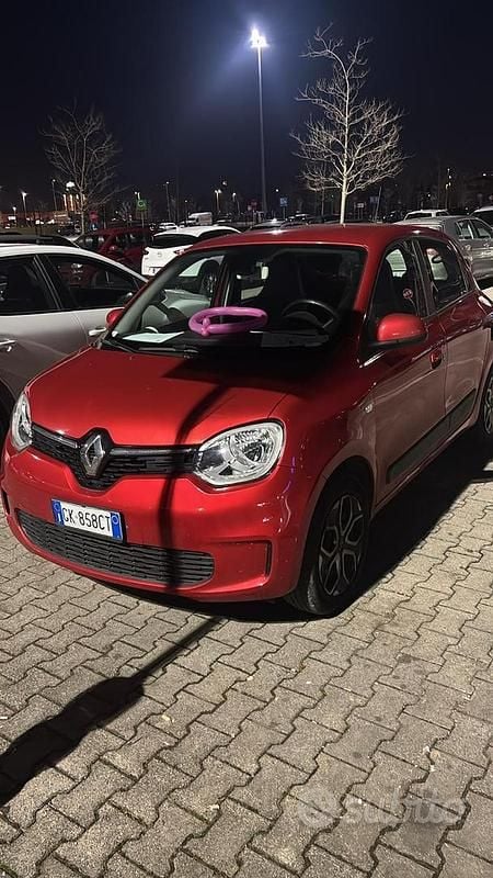 Usata Renault Twingo 2022 Rosso Utilitaria