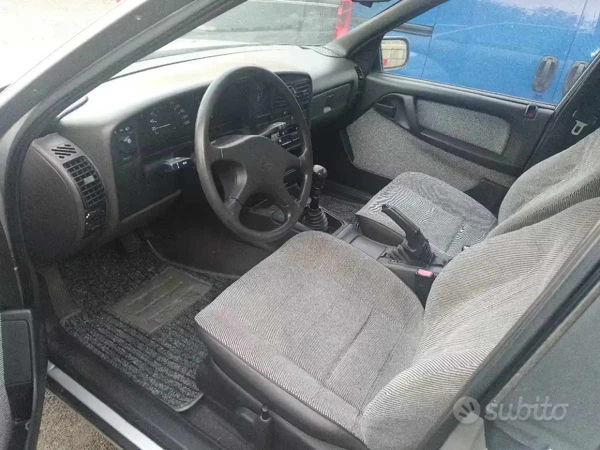 Usata Opel Omega 116 CV (85 kW) 1990 Station wagon