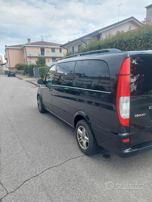Usata 2008 Mercedes Viano Monovolume | 10.000 € - Immagine 1/4