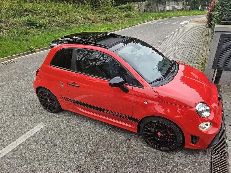 Usata Abarth 595 Competizione 180 CV (132 kW) 2021 Rosso Cabrio