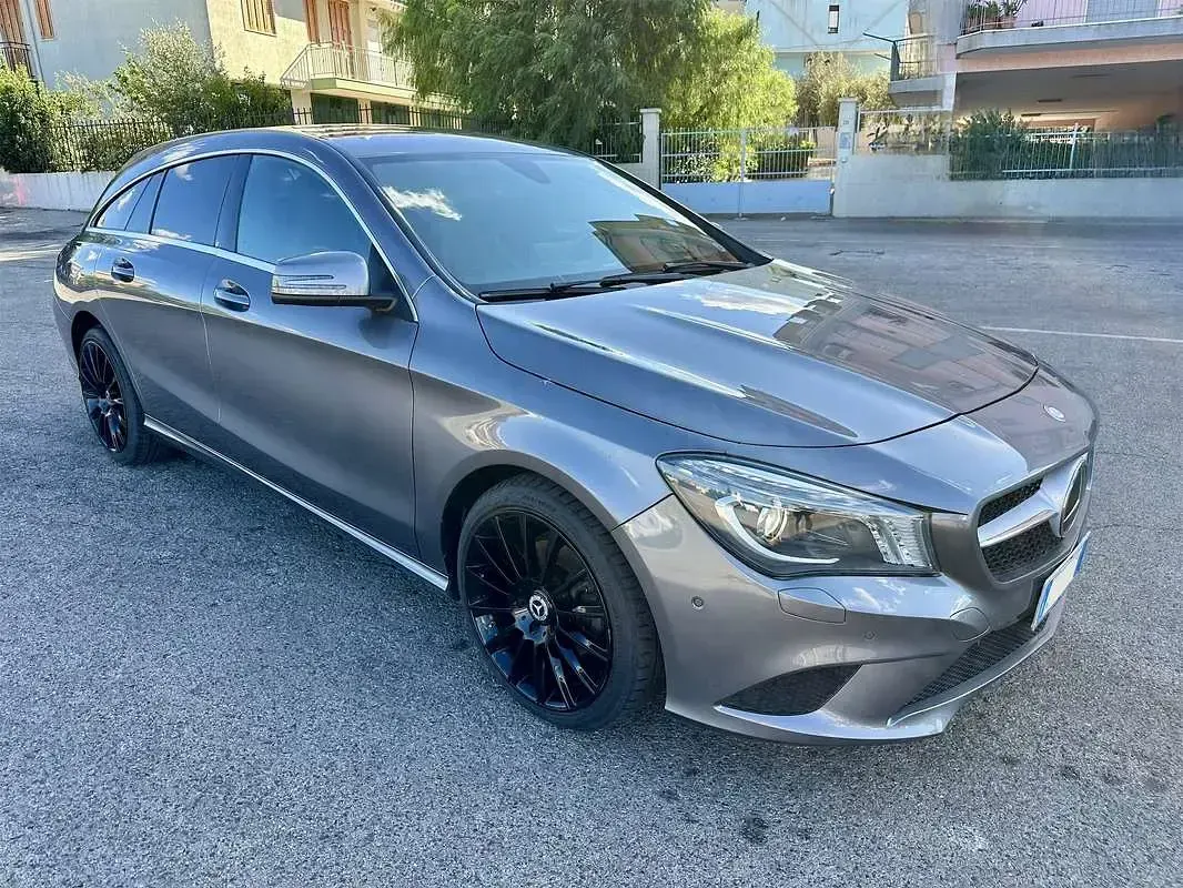 Usata Mercedes CLA200 Shooting Brake Night 136 CV (100 kW) 2016 Station wagon