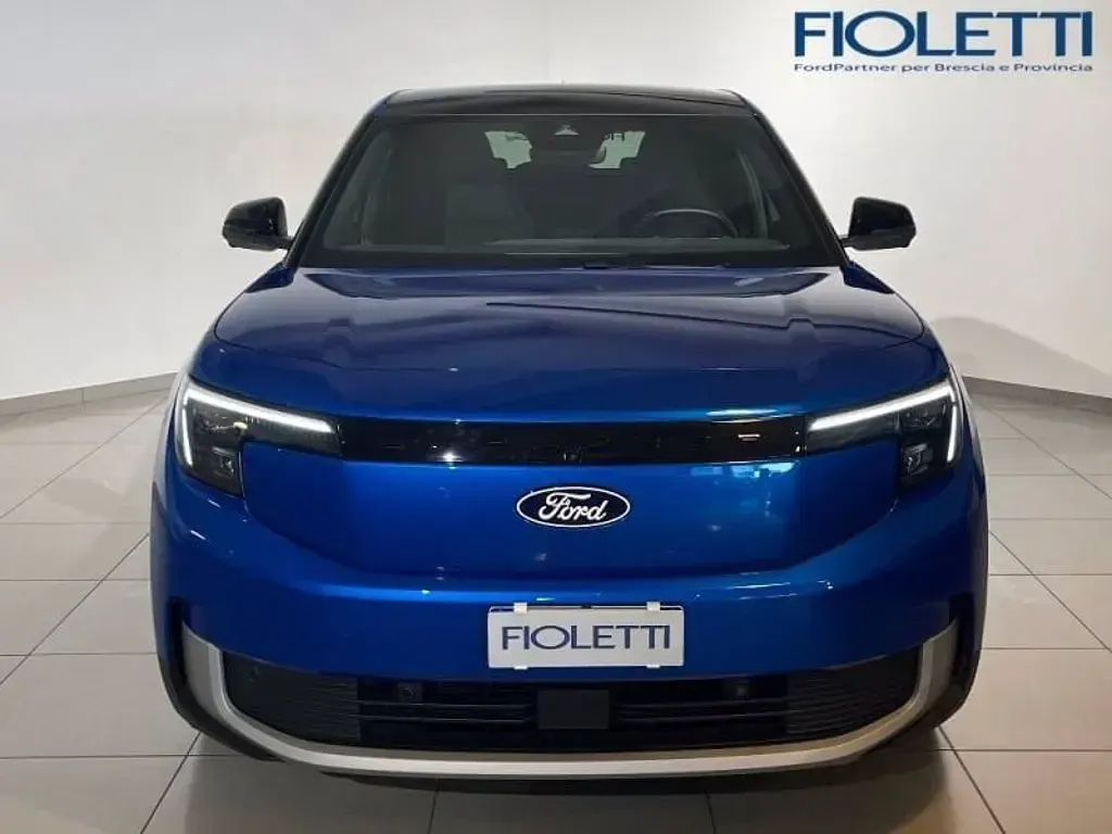 Usata Ford Explorer Premium 250 kW (340 CV) 2024 Blue my mind (metallizzato) SUV