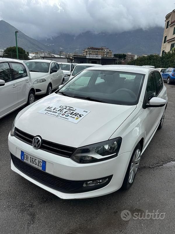 Usata VW Polo Comfortline 70 CV (51 kW) 2013 Bianco Utilitaria