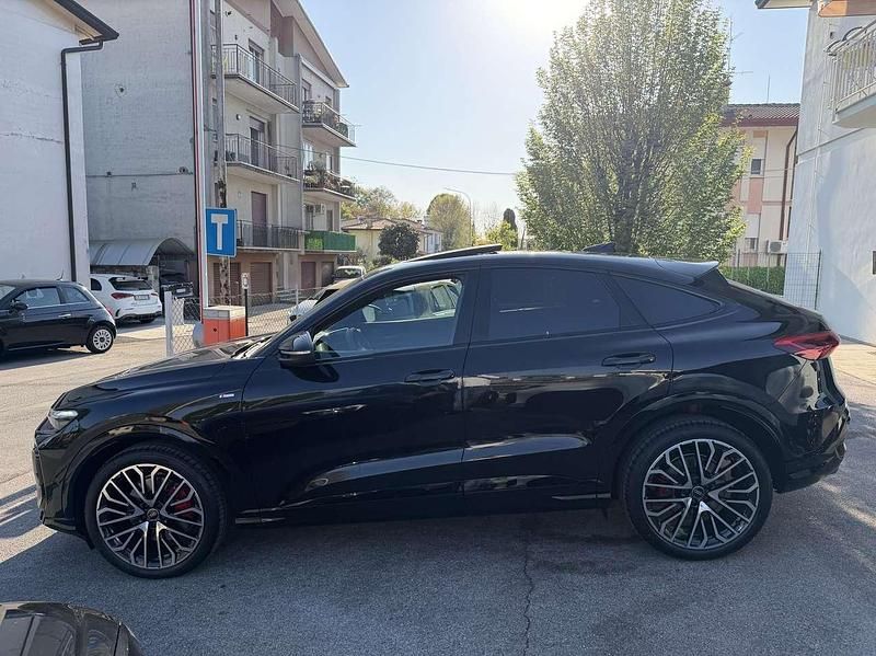 Nuova Audi Q5 Sportback S-Line 204 CV (150 kW) 2026 Nero SUV