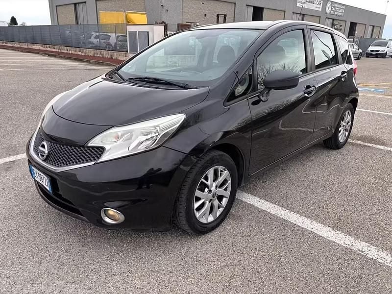 Usata Nissan Note Tekna 89 CV (65 kW) 2014 Nero Utilitaria