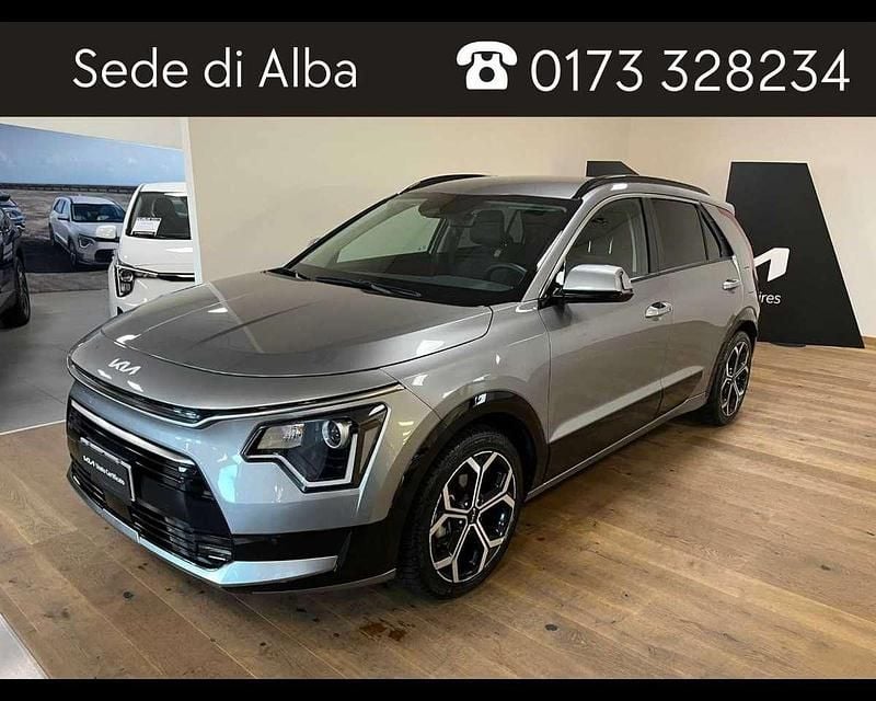 Usata Kia Niro Style 105 CV (77 kW) 2023 Argento SUV